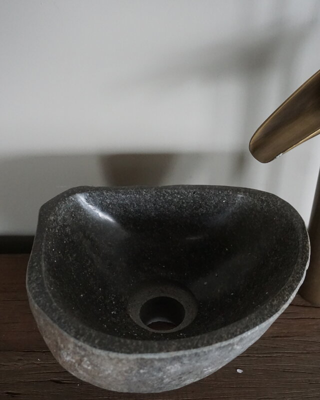 Rene Houtman Kleine Stenen Waskom + Spoelgat | H13 x B25 x D21 cm