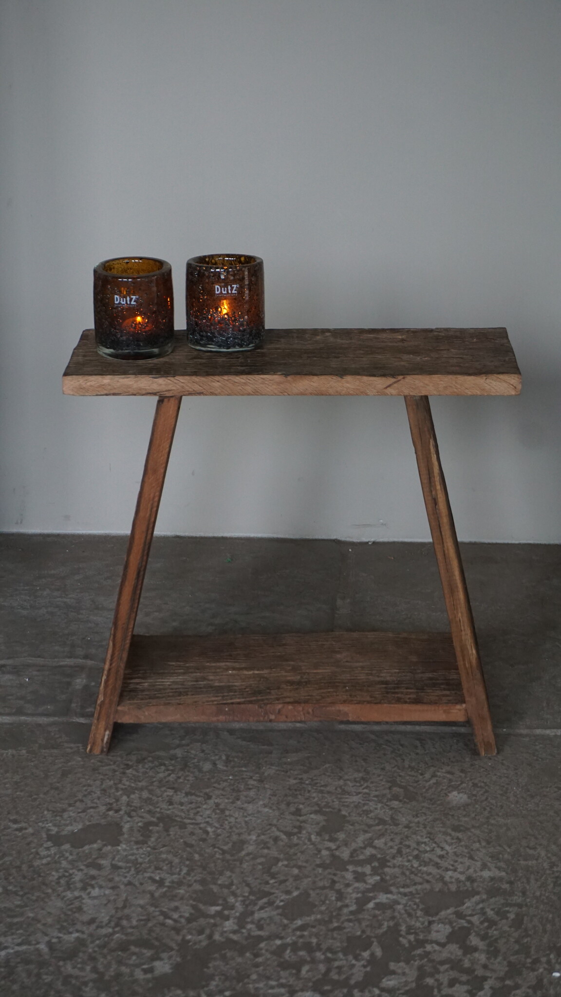 Rene Houtman Bijzettafeltje | Krukje | Brenda | Truckwood | H47xB50xD21 cm