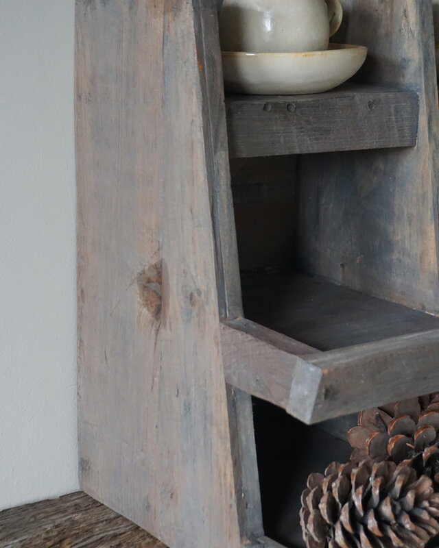 Rene Houtman Gruttersbak B45xD34xH46 Vergrijsd Hout