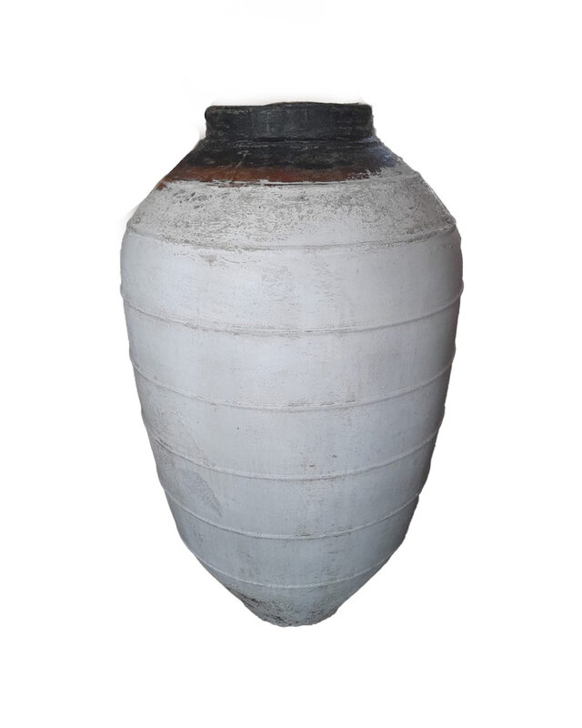 PTMD Jinsu Witte ronde GRC pot met grote lijnen.