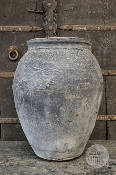 Be-Uniq Oude Claypot | India | H51 x B38 x D38 cm