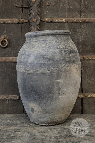 Be-Uniq Oude Claypot | India | H52 x B35 x D35 cm