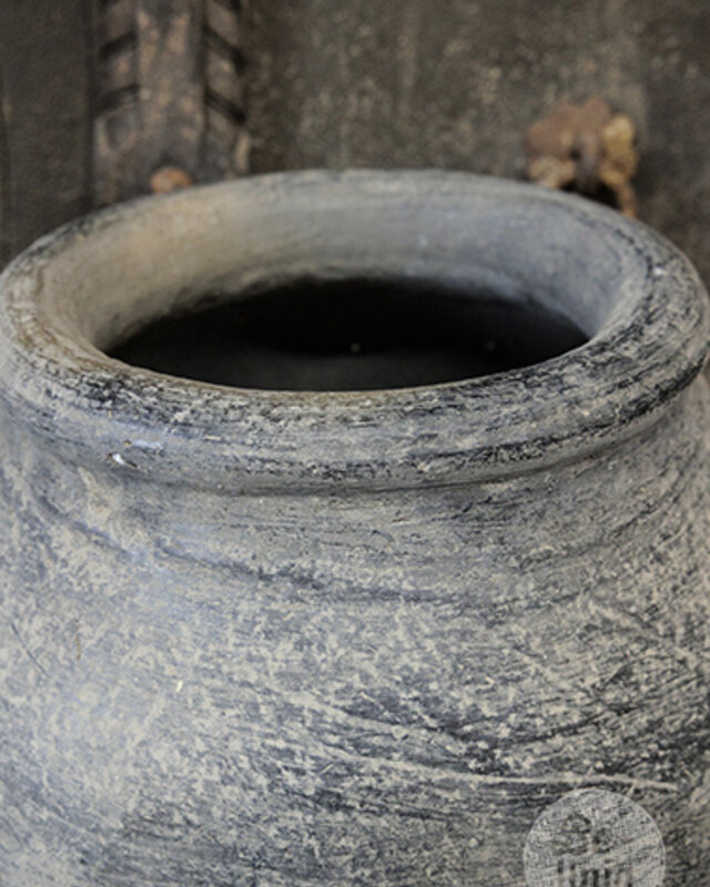 Be-Uniq Oude Claypot | India | H52 x B35 x D35 cm