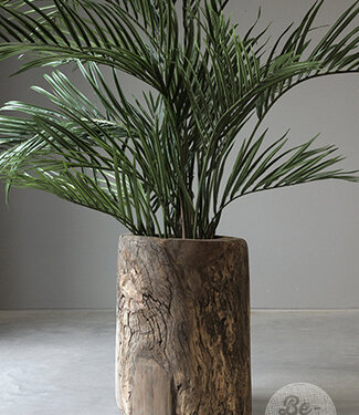 Be-Uniq Oude Houten Pot | India | H52 x B37 x D37 cm Be-Uniq Oude Houten Pot | India | H52 x B37 x D37 cm