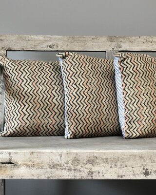 Be-Uniq Set van 2 Sierkussens Zigzag | Zalm | H45xB45 cm