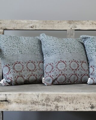 Be-Uniq Sierkussen Blauw/Rood | H45xB45 cm