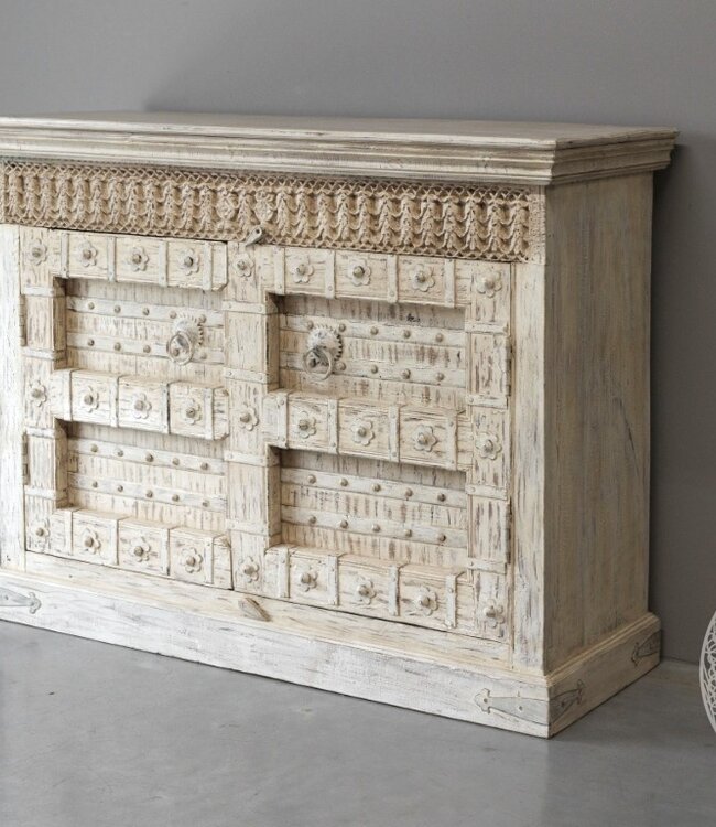 Be-Uniq Oude Dressoir | India | H104xB130xD51 cm