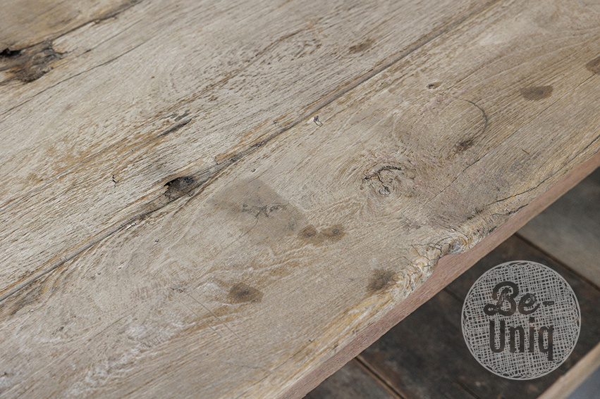 Be-Uniq Oude Presentatie Tafel | Rustiek Verweerd