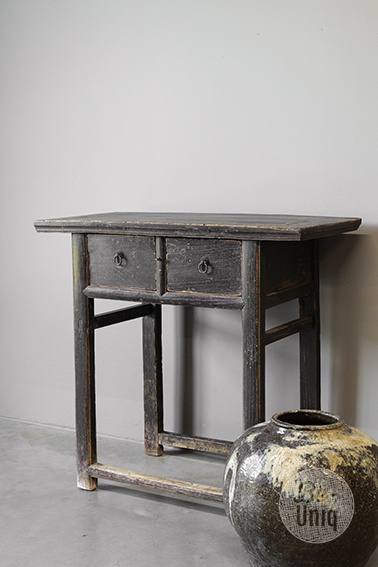 Be-Uniq Oude Haltafel | China | H84 x B89 x D46 cm