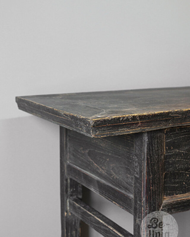 Be-Uniq Oude Haltafel | China | H84 x B89 x D46 cm