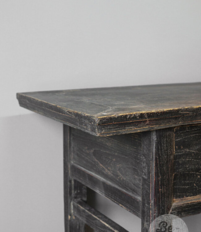 Be-Uniq Oude Haltafel | China | H84 x B89 x D46 cm