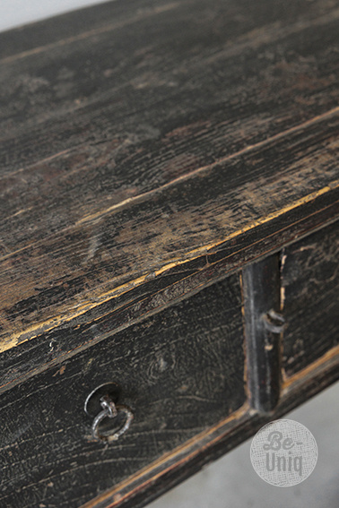 Be-Uniq Oude Haltafel | China | H84 x B89 x D46 cm