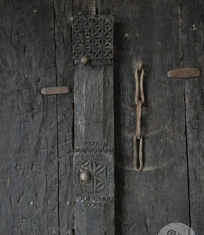 Be-Uniq Oude Naga Deur | India | H209 x B153 x D9 cm