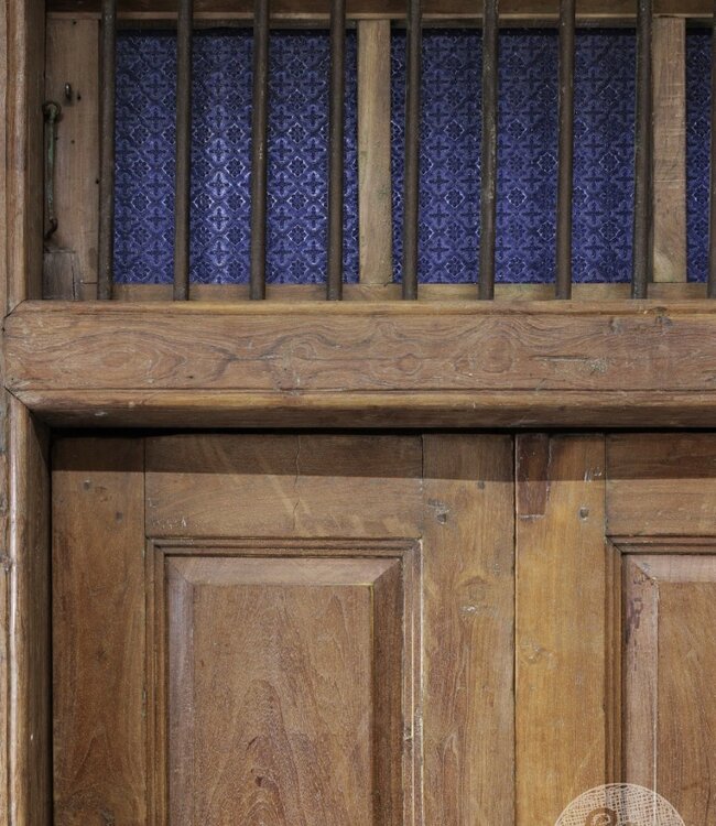 Be-Uniq Oud Deurpui | India | H270xB145xD32 cm