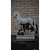 Paard Beeld Op Voet | Beton | Tweede Kansje!