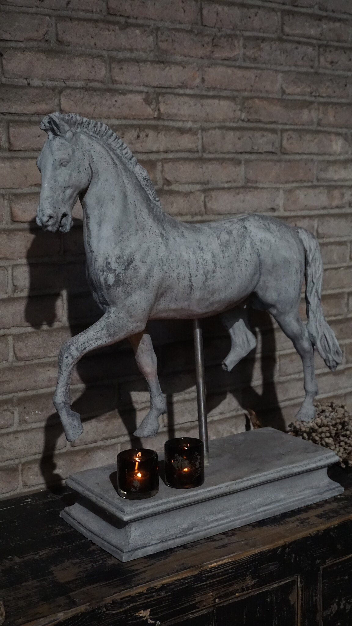 Rene Houtman Paard Beeld Op Voet | Beton | Tweede Kansje!
