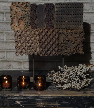 Rene Houtman Authentieke Batik Stempel | H50 x B40 cm Rene Houtman Authentieke Batik Stempel | H50 x B40 cm