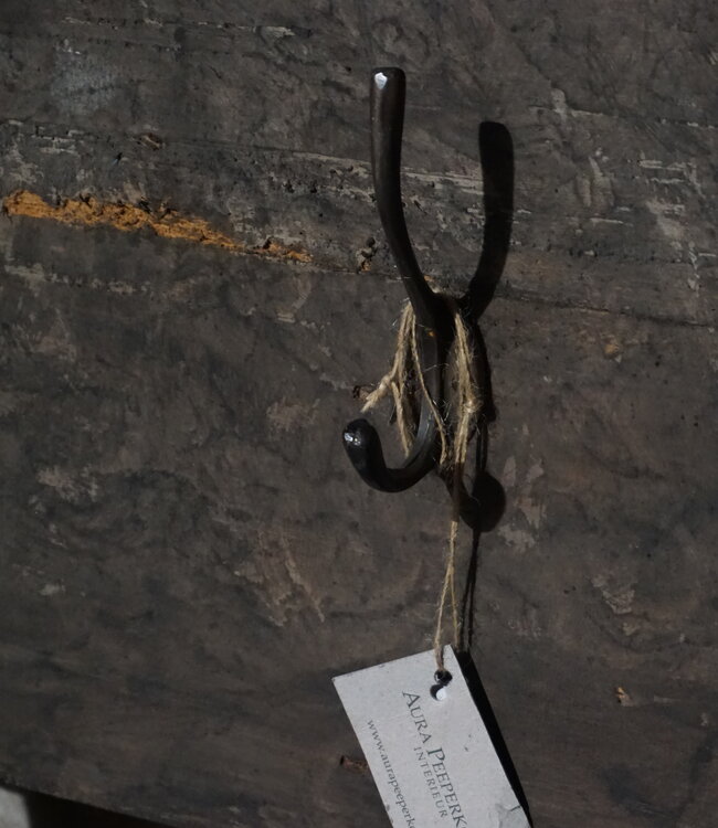 Rene Houtman Kapstok | Old Farm | H51 x B71 x D22 cm