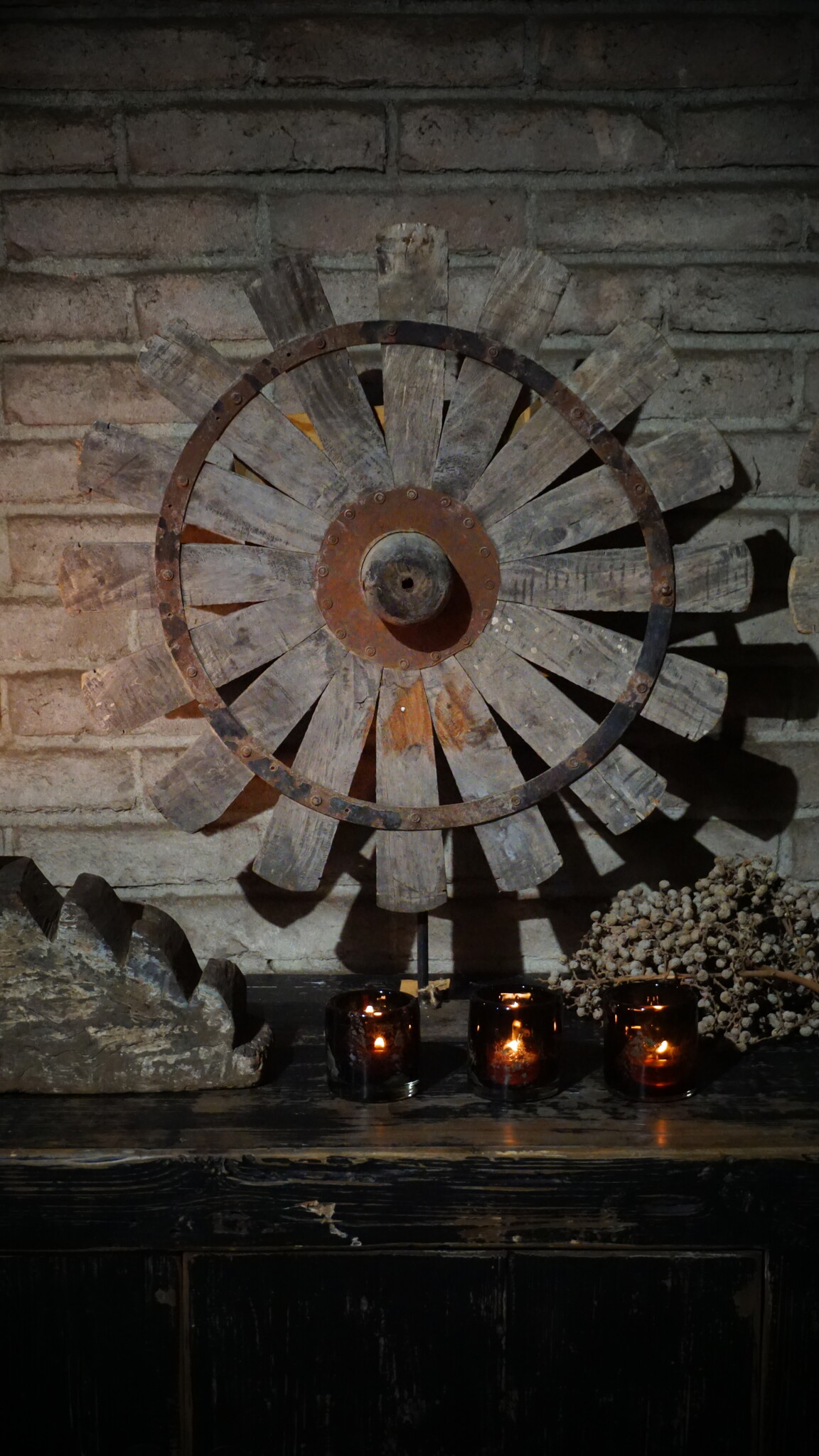Rene Houtman Houten Spinnenwiel Op Voet | H60 x B53 cm
