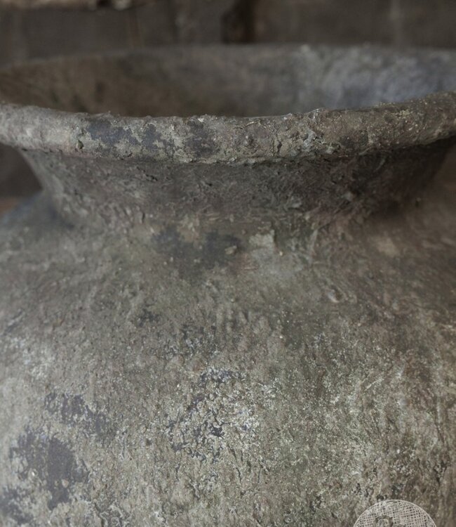 Be-Uniq Verweerde Oude Kruik | Indonesië | H80xD50 cm