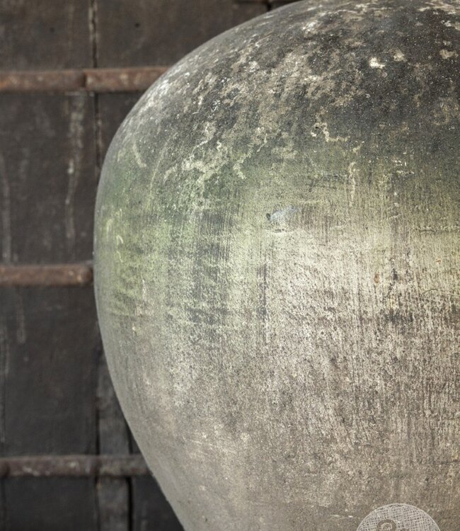 Be-Uniq Verweerde Oude Kruik | Indonesië | H62xD51 cm