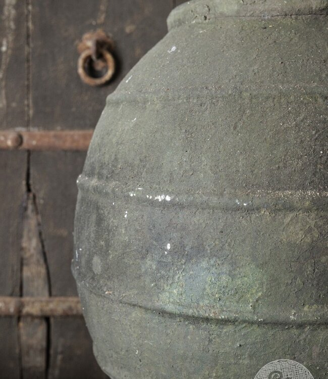 Be-Uniq Verweerde Oude Kruik | Indonesië | H54xD44 cm