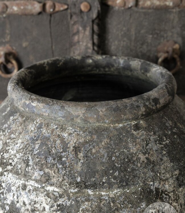 Be-Uniq Oude Verweerde Kruik | Indonesië | Nr 2 | H53 x D44 cm