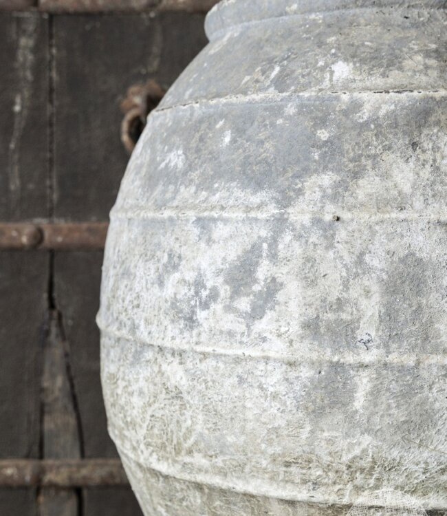 Be-Uniq Oude Verweerde Kruik | Indonesië | H53 x D43 cm