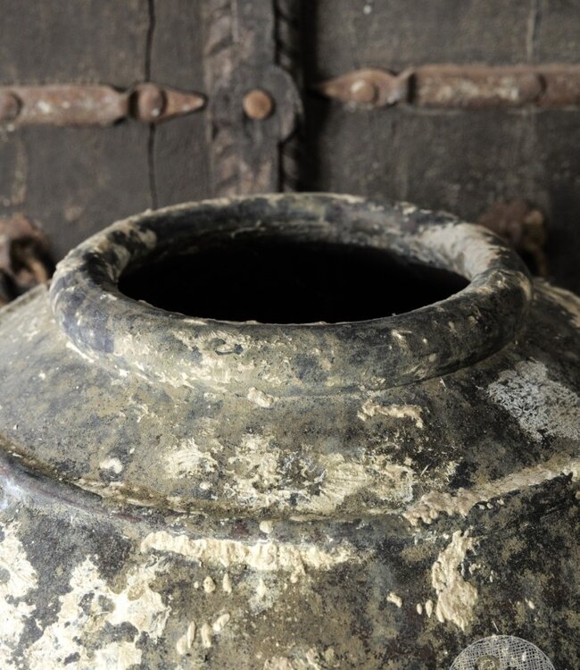 Be-Uniq Oude Verweerde Kruik | Indonesië | H58 x D55 cm