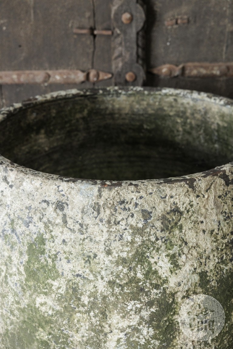 Be-Uniq Oude Verweerde Kruik | Indonesië | H60 x D58 cm