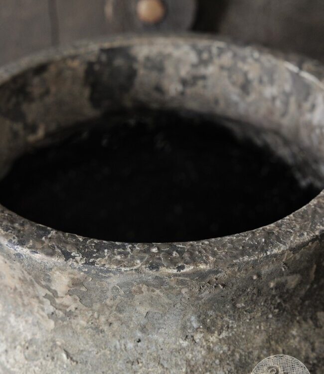 Be-Uniq Oude Verweerde Kruik | Indonesië | H27 x D39 cm