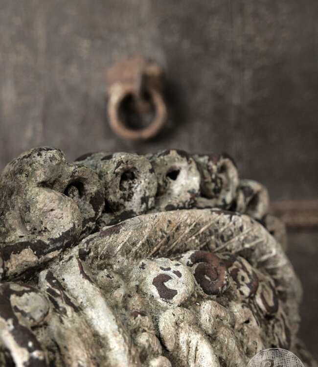 Be-Uniq Oud Verweerd Beeld | Indonesië | H69 x B66 x D24 cm