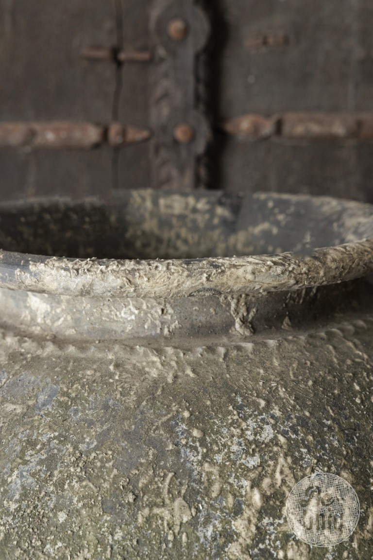 Be-Uniq Oude Verweerde Pot | Indonesië | H57 x D52 cm