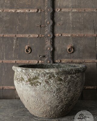 Be-Uniq Oude Verweerde Pot | Indonesië | H34 x D54 cm