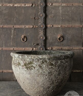 Be-Uniq Oude Verweerde Pot | Indonesië | H34 x D54 cm