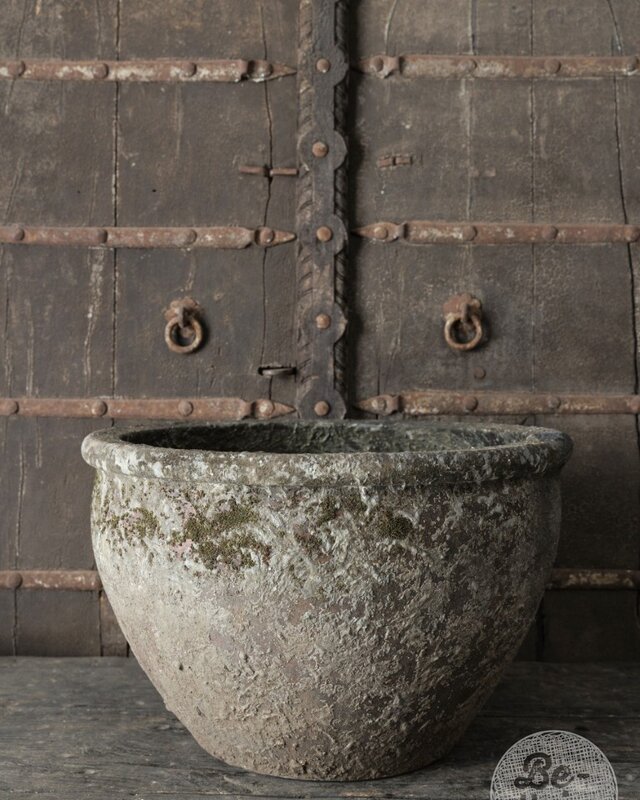 Be-Uniq Oude Verweerde Pot | Indonesië | H34 x D54 cm