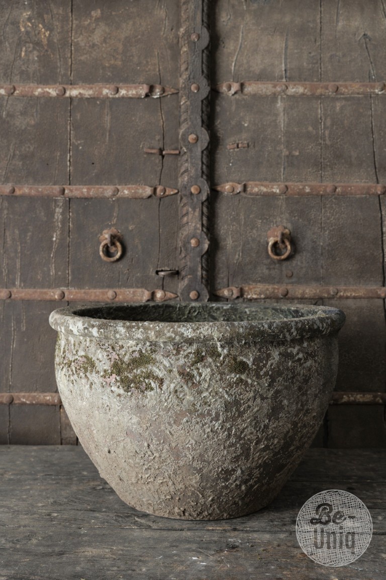 Be-Uniq Oude Verweerde Pot | Indonesië | H34 x D54 cm