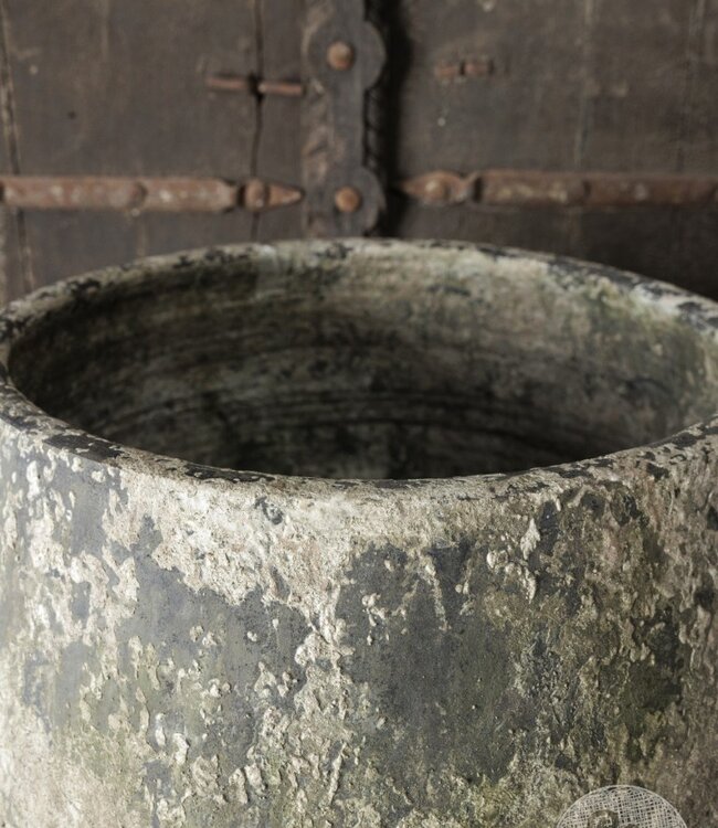 Be-Uniq Oude Verweerde Pot | Indonesië | H61 x D52 cm