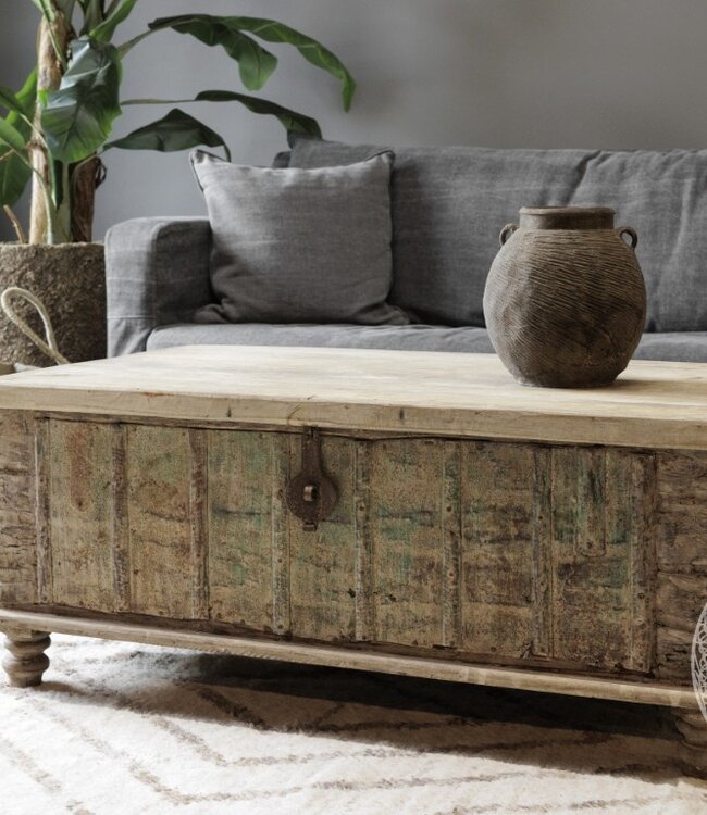 Be-Uniq Oude Salonkist | India | H47 x B115 x D65 cm