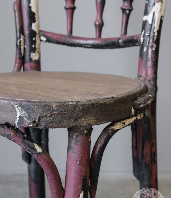 Be-Uniq Antieke Bistro Stoel | India | Nr 5 | H87 x B43 x D46 cm