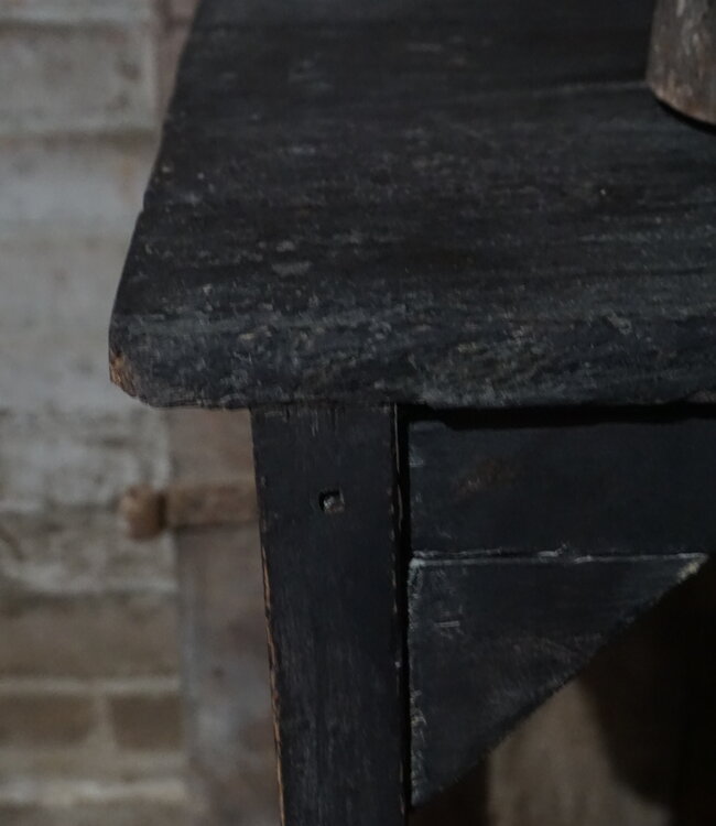 Rene Houtman Houten Bijzettafel | Zwart | H63 x B57 x D39 cm