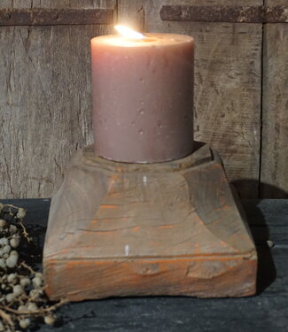 Rene Houtman Oud Houten Poer | Nr 1 | H12 x B20 x D20 cm