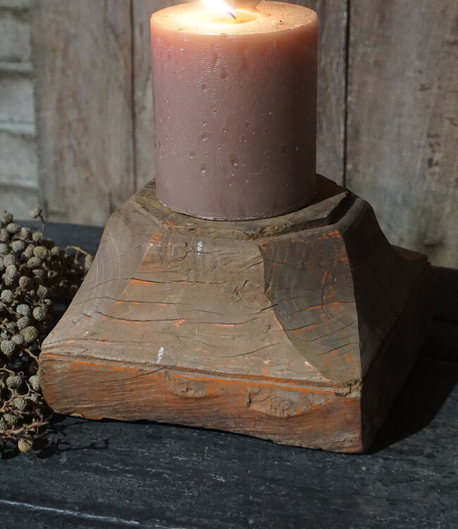 Rene Houtman Oud Houten Poer | Nr 1 | H12 x B20 x D20 cm