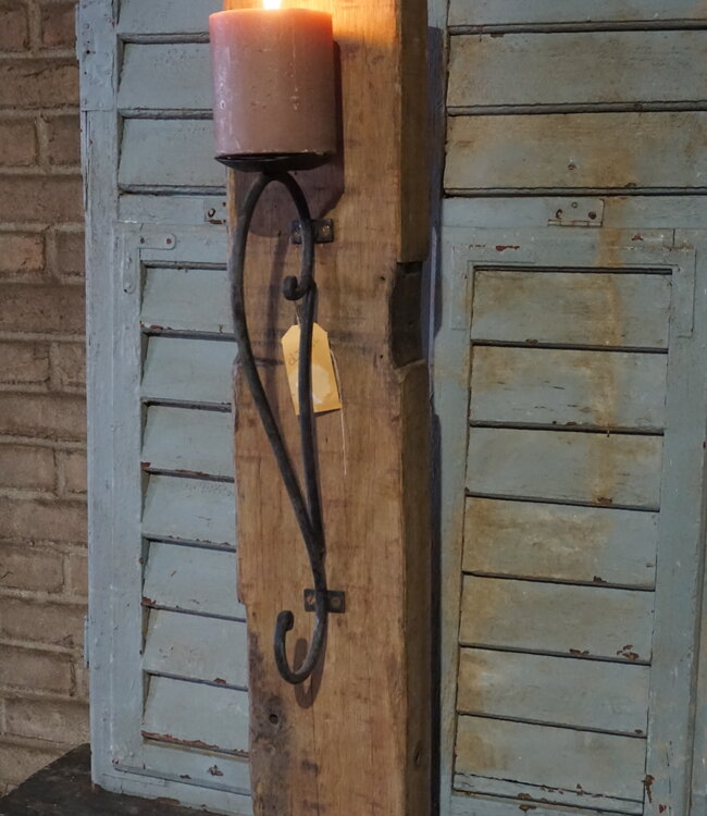Rene Houtman Houten Kaarsenhouder | H92 x B16 x D20 cm