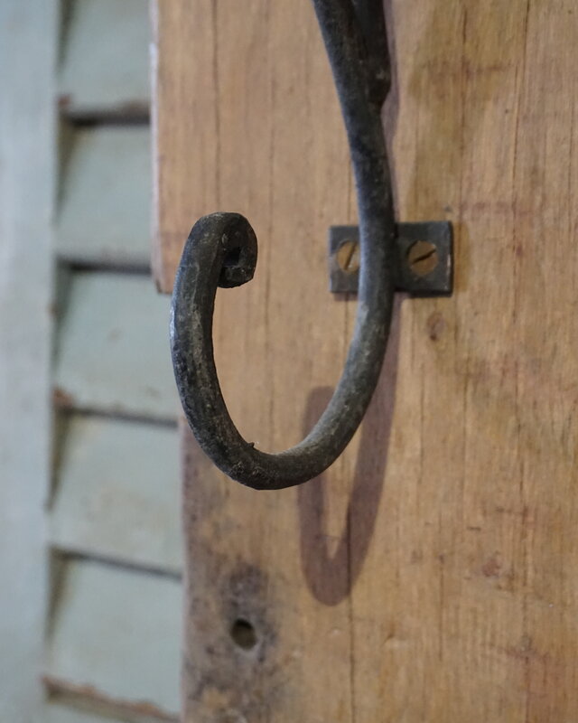 Rene Houtman Houten Kaarsenhouder | H92 x B16 x D20 cm