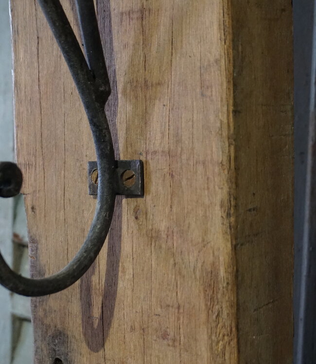 Rene Houtman Houten Kaarsenhouder | H92 x B16 x D20 cm