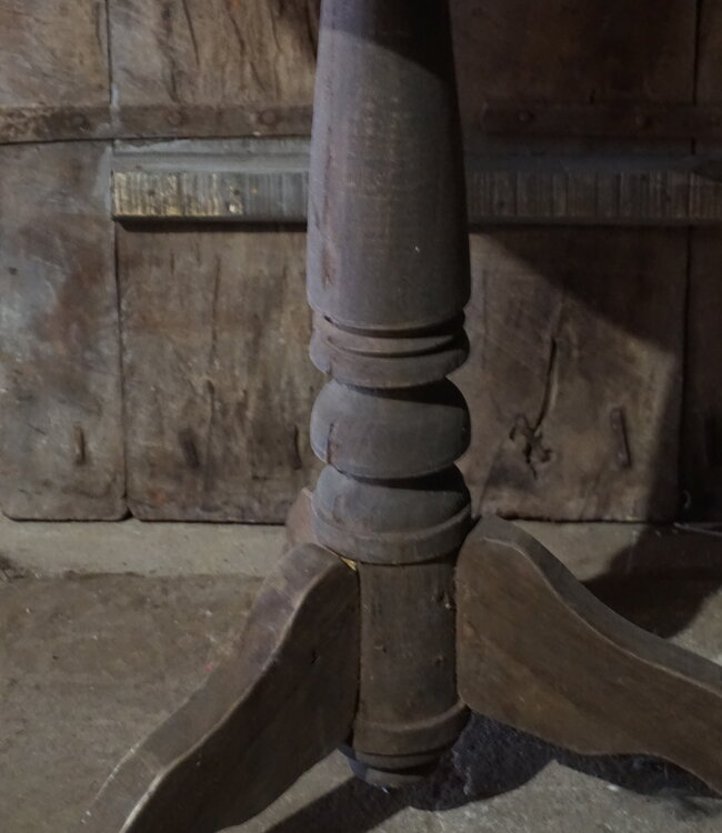 Rene Houtman Landelijke Vintage Wijntafel | H71 x D60 cm