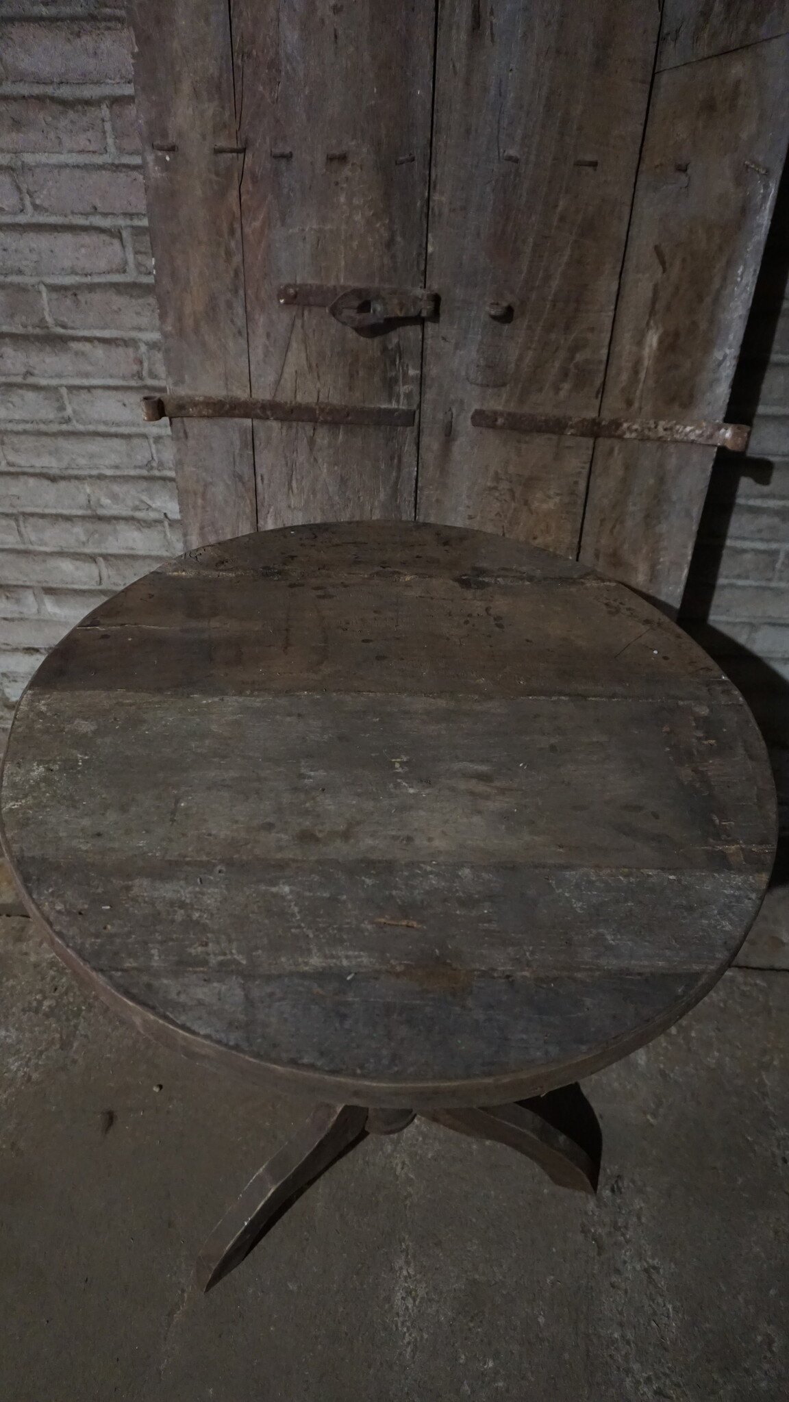 Rene Houtman Landelijke Vintage Wijntafel | H71 x D60 cm