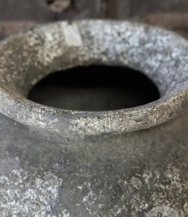 Be-Uniq Verweerde Oude Kruik | Indonesië | Nr 2 | H44 x D40 cm