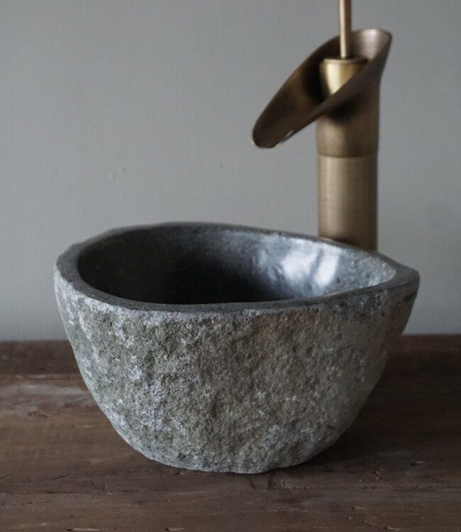 Rene Houtman Kleine Stenen Waskom + Spoelgat | H13 x B25 x D21 cm